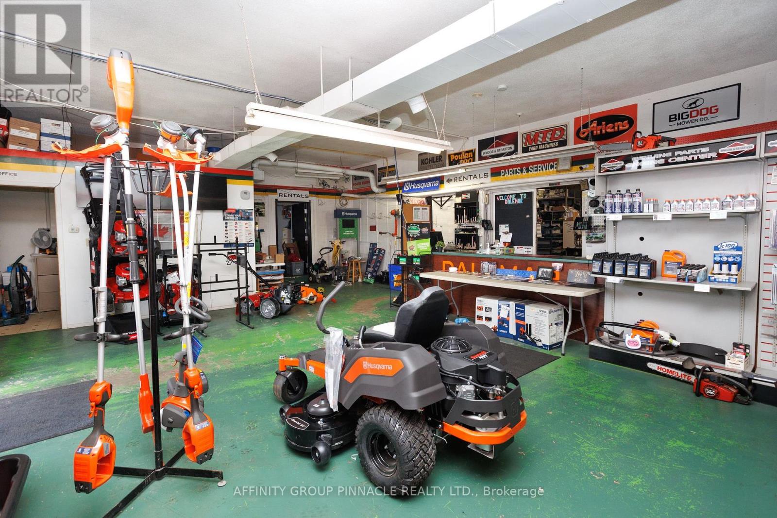 1187 Hwy 7 Highway, Kawartha Lakes, Ontario  K0M 2M0 - Photo 14 - X12480463