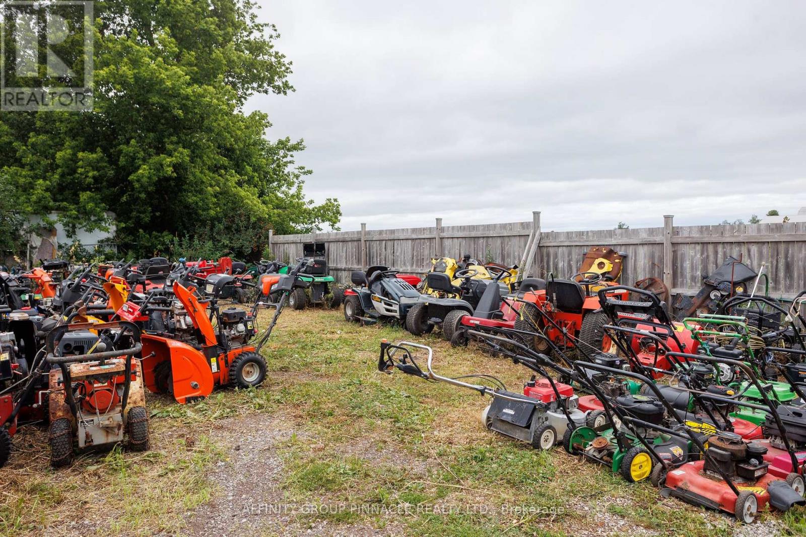 1187 Hwy 7 Highway, Kawartha Lakes, Ontario  K0M 2M0 - Photo 25 - X12480463
