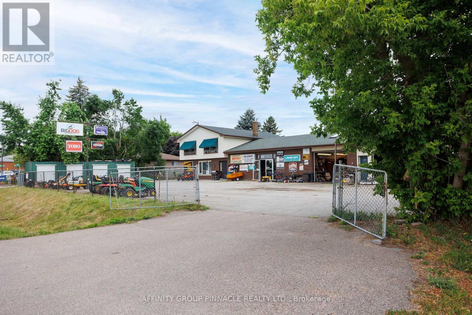 1187 Hwy 7 Highway, Kawartha Lakes, Ontario  K0M 2M0 - Photo 4 - X12480463