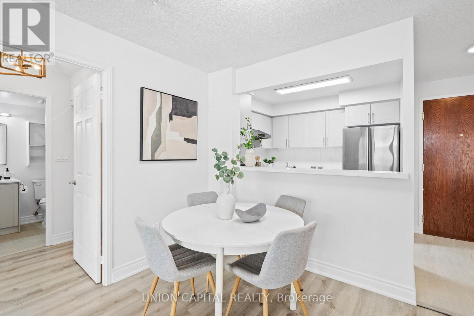 Lph17 - 39 Pemberton Avenue, Toronto (Newtonbrook East), Ontario  M2M 4L6 - Photo 10 - C12480274