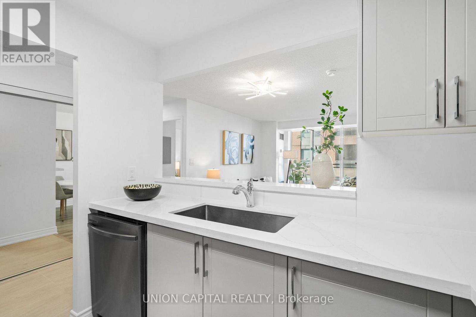 Lph17 - 39 Pemberton Avenue, Toronto (Newtonbrook East), Ontario  M2M 4L6 - Photo 12 - C12480274