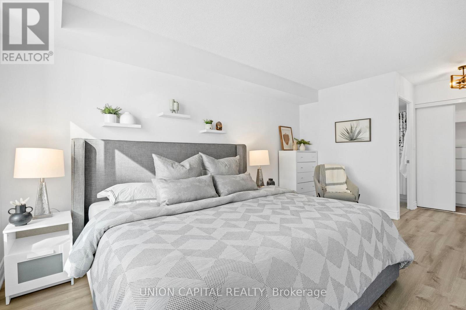 Lph17 - 39 Pemberton Avenue, Toronto (Newtonbrook East), Ontario  M2M 4L6 - Photo 14 - C12480274