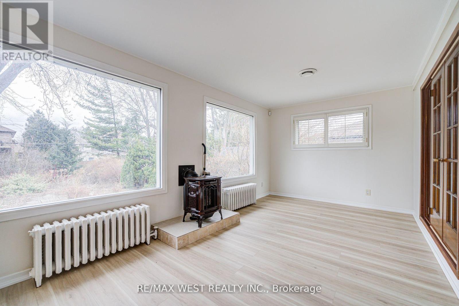 292 Horsham Avenue, Toronto (Willowdale West), Ontario  M2R 1G4 - Photo 5 - C12480283