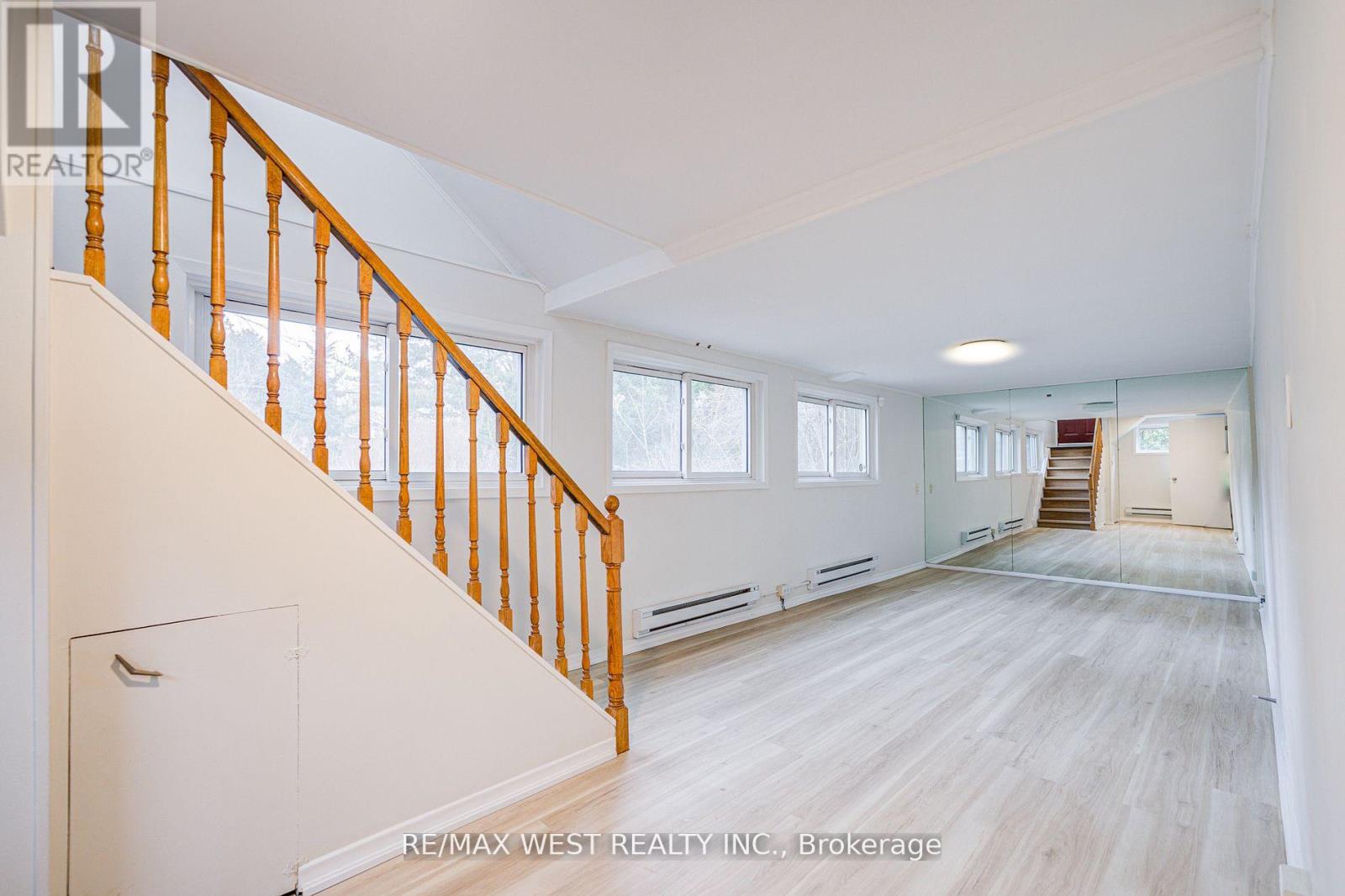 292 Horsham Avenue, Toronto (Willowdale West), Ontario  M2R 1G4 - Photo 7 - C12480283