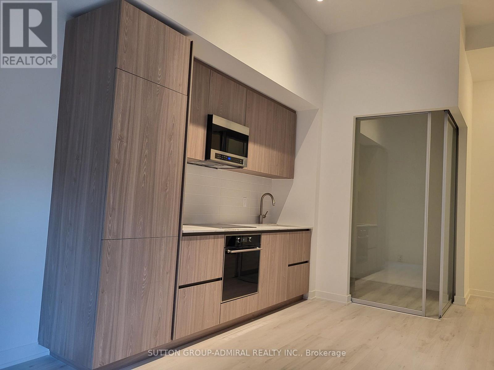 403 - 120 BROADWAY AVENUE, Toronto, Ontario