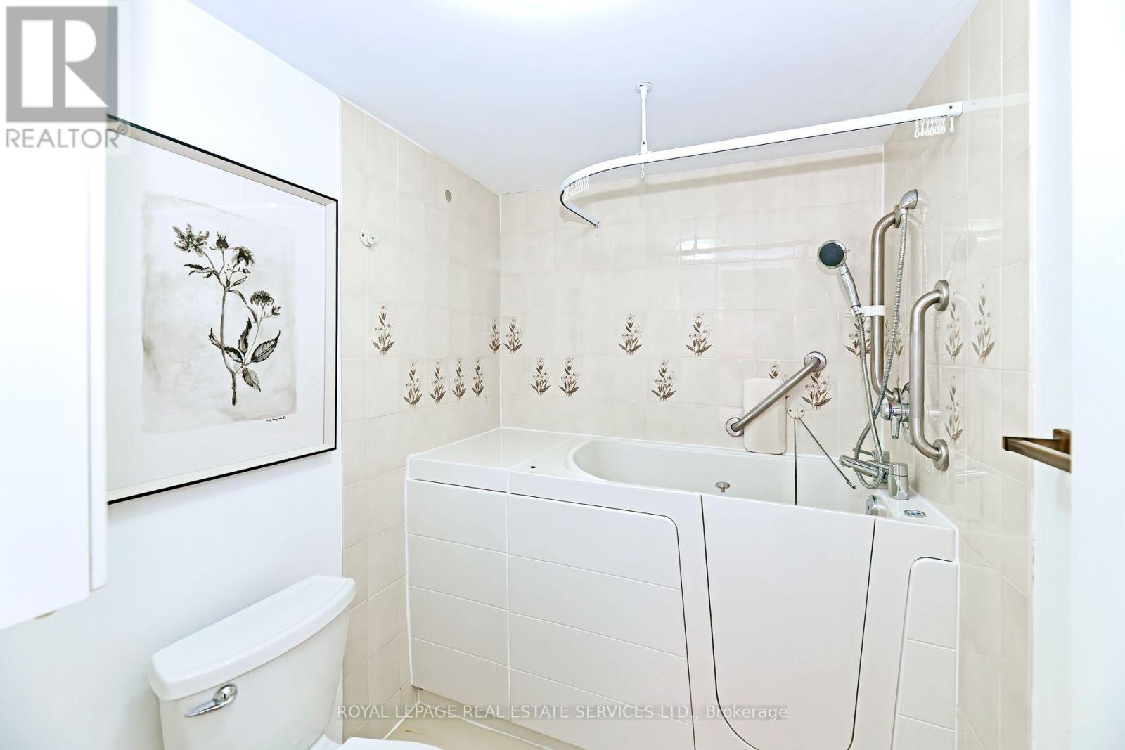 320 - 255 The Donway West, Toronto (Banbury-Don Mills), Ontario  M3B 3M3 - Photo 18 - C12480295