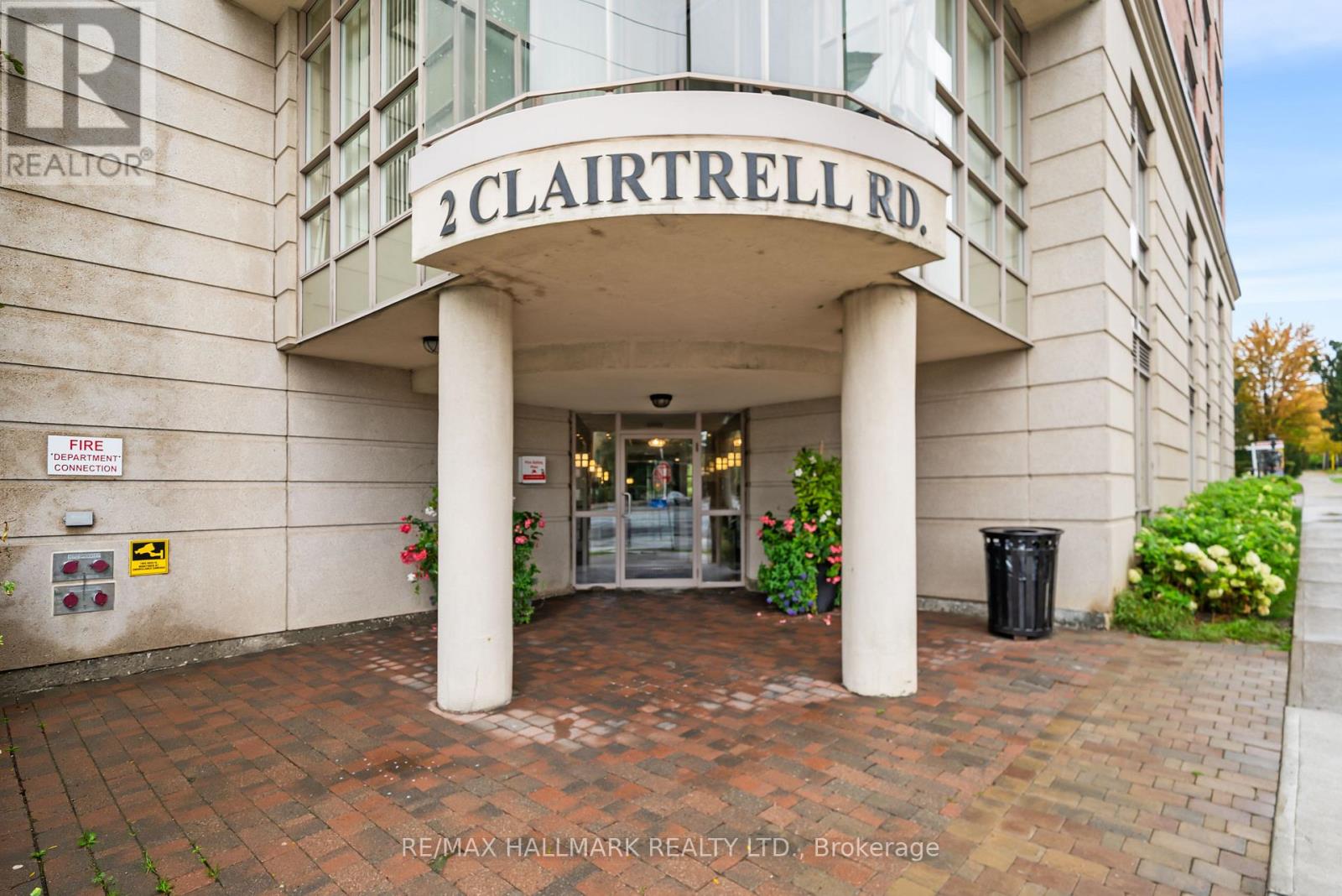 309 - 2 Clairtrell Road, Toronto (Willowdale East), Ontario  M2N 7H5 - Photo 2 - C12480301