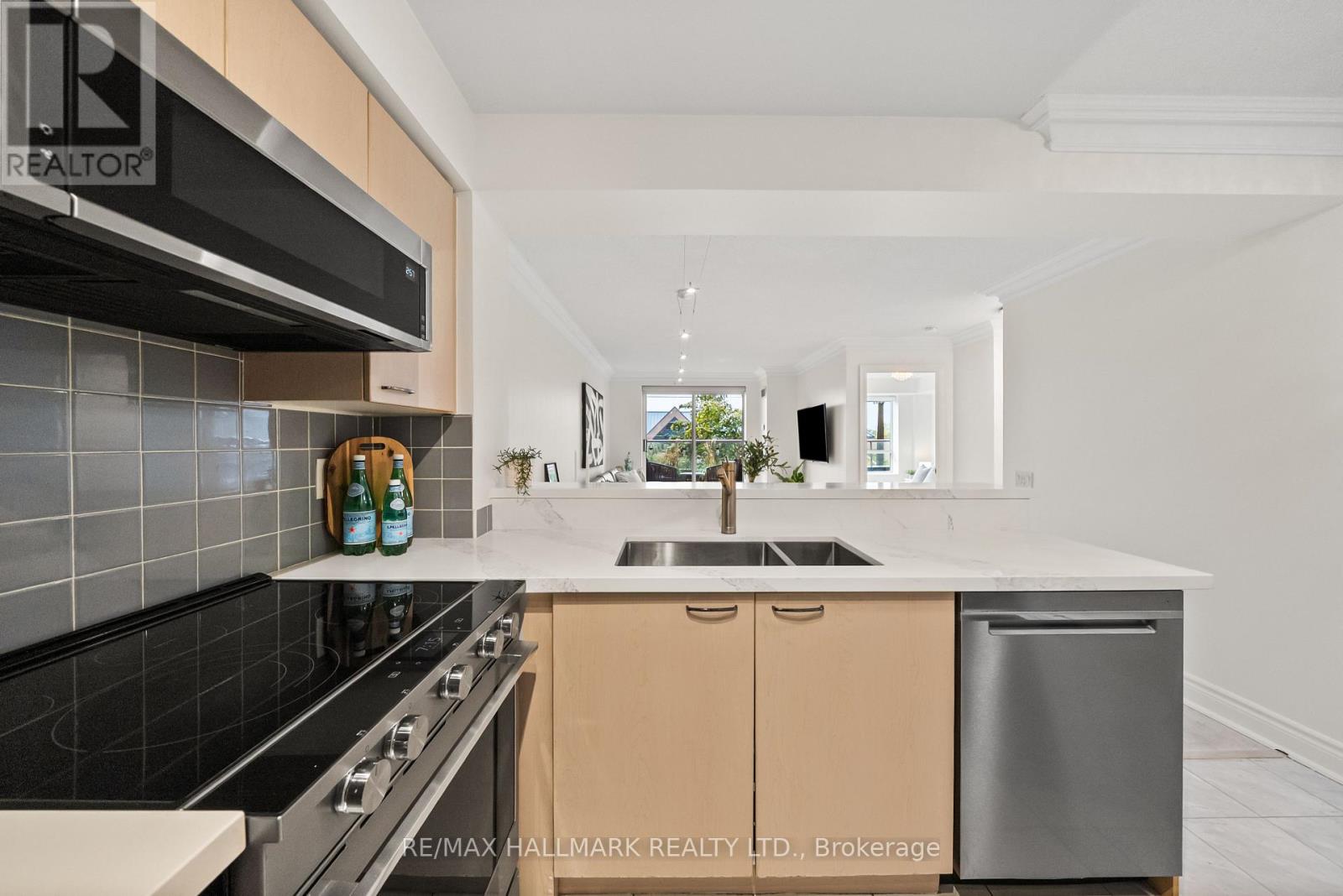 309 - 2 Clairtrell Road, Toronto (Willowdale East), Ontario  M2N 7H5 - Photo 8 - C12480301
