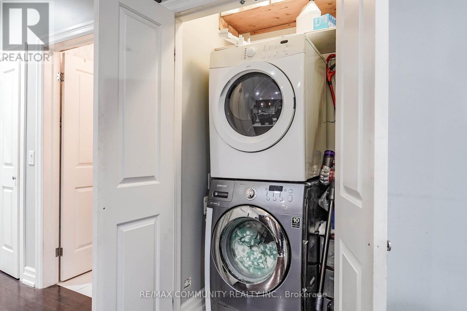 Main - 4 Lakeview Avenue, Toronto (Little Portugal), Ontario  M6J 3B1 - Photo 15 - C12480305