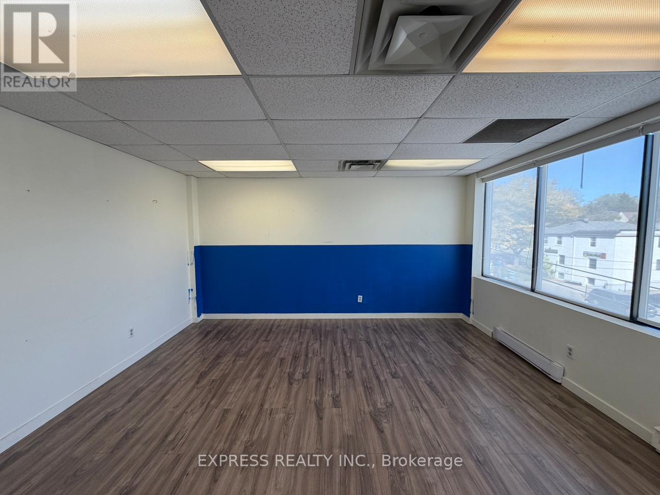 303 - 142 Willowdale Avenue, Toronto (Willowdale East), Ontario  M2N 4Y4 - Photo 2 - C12480309