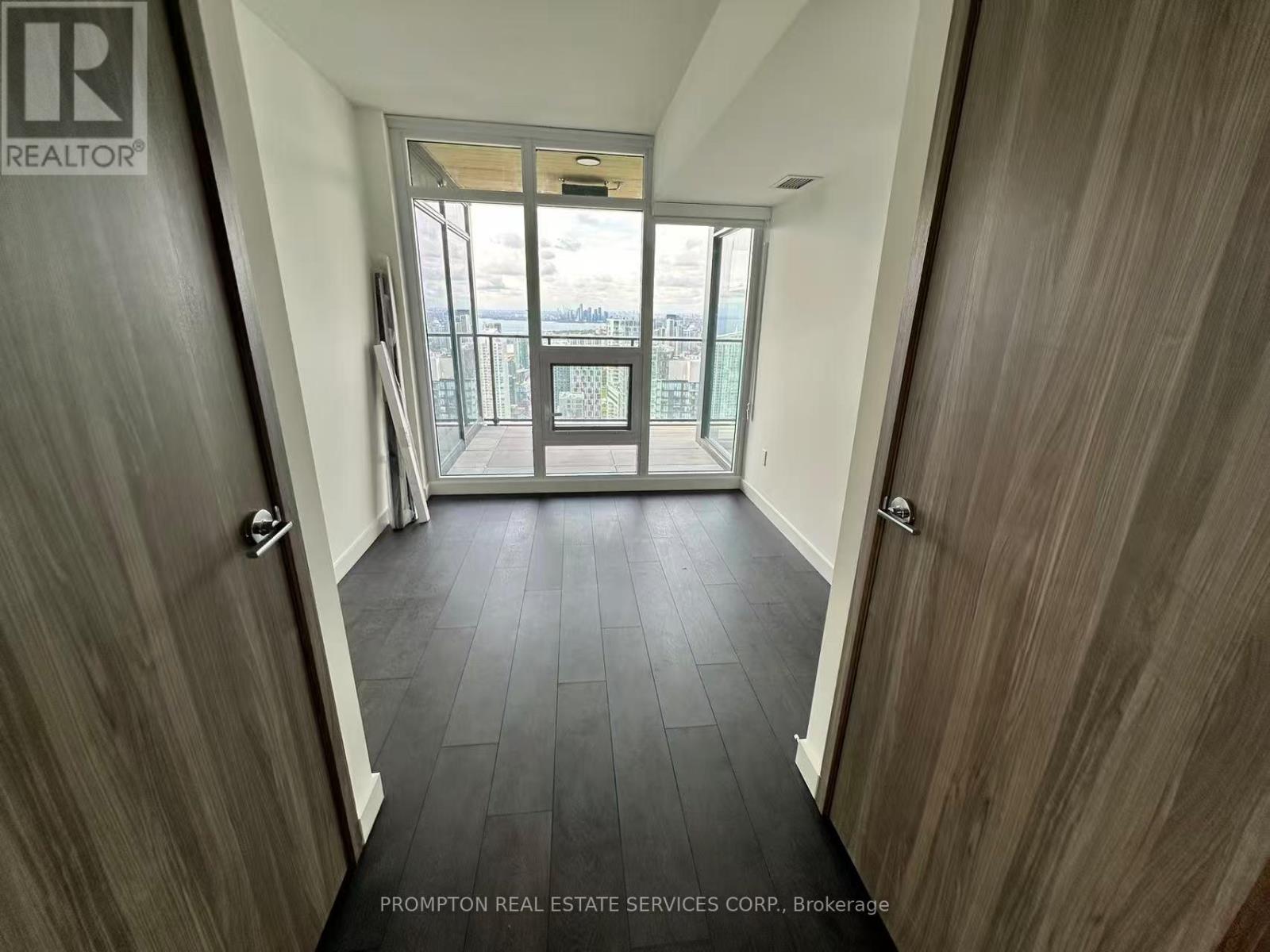 5212 - 3 Cityplace Way, Toronto (Waterfront Communities), Ontario  M5V 0X4 - Photo 7 - C12480316