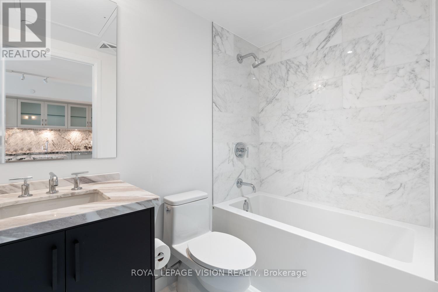 329 - 505 Glencairn Avenue, Toronto (Englemount-Lawrence), Ontario  M6B 0B2 - Photo 13 - C12480330