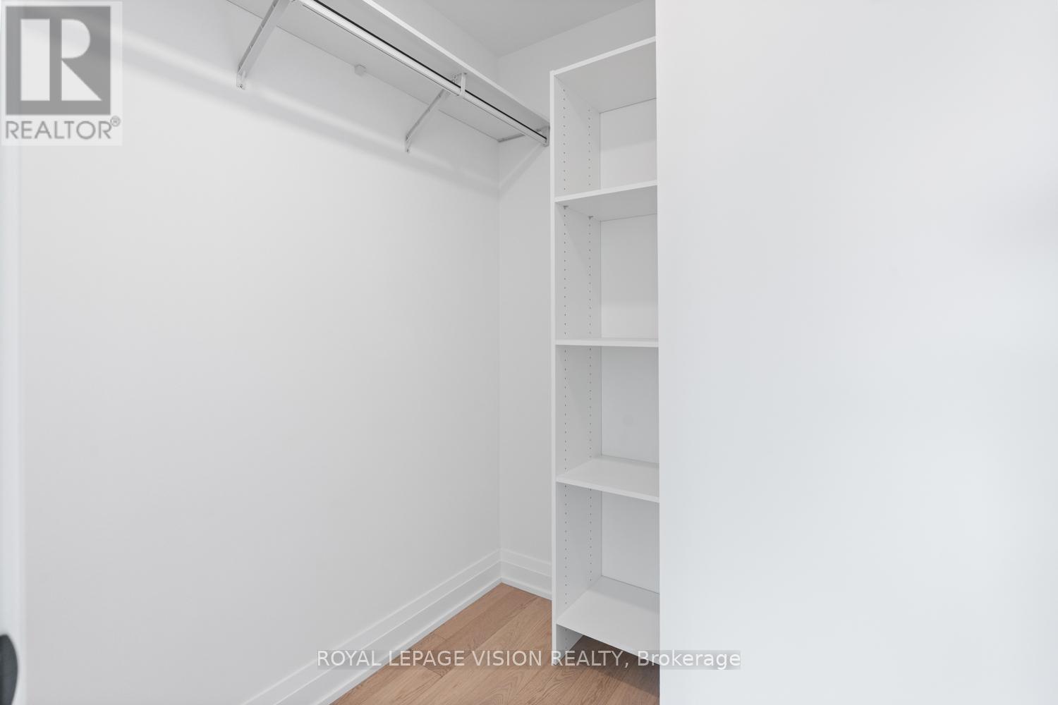 329 - 505 Glencairn Avenue, Toronto (Englemount-Lawrence), Ontario  M6B 0B2 - Photo 7 - C12480330