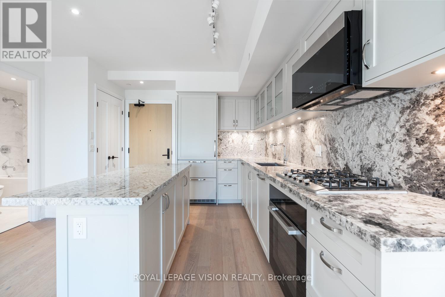 329 - 505 Glencairn Avenue, Toronto (Englemount-Lawrence), Ontario  M6B 0B2 - Photo 8 - C12480330