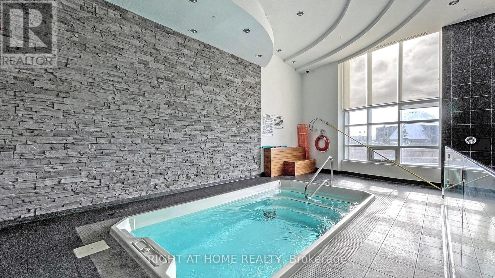 1110 - 2756 Old Leslie Street, Toronto (Bayview Village), Ontario  M2K 0E2 - Photo 30 - C12480342