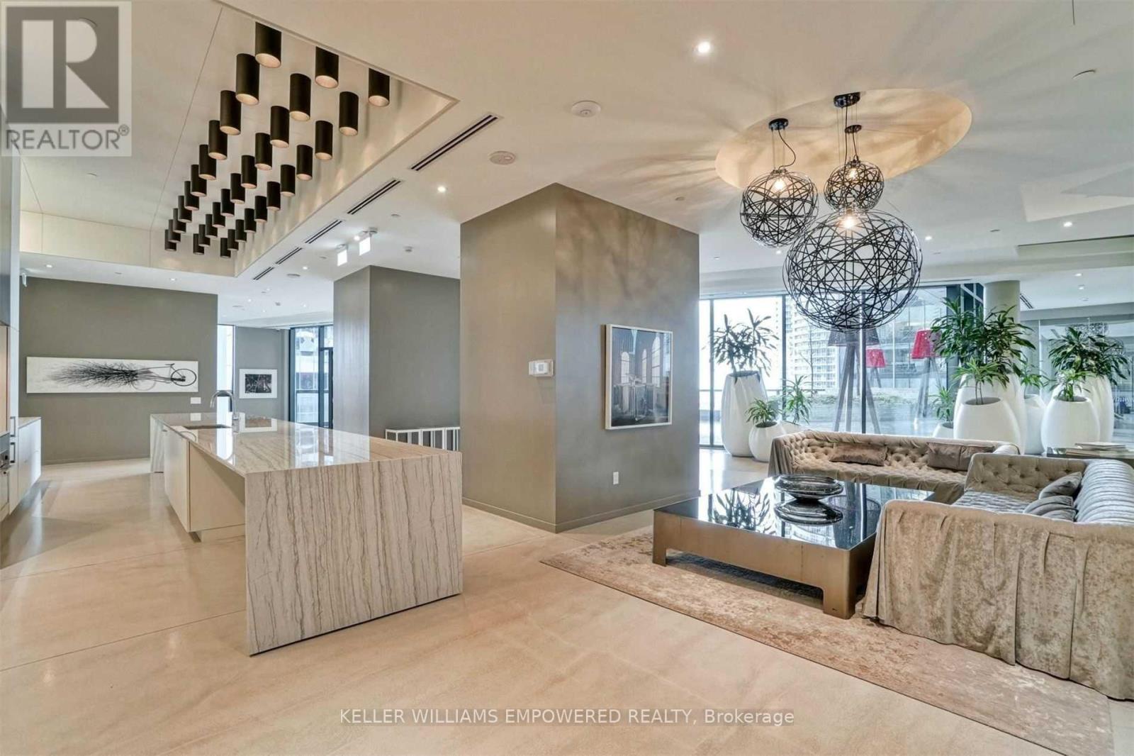 4406 - 100 Harbour Street, Toronto (Waterfront Communities), Ontario  M5J 0B5 - Photo 16 - C12480349