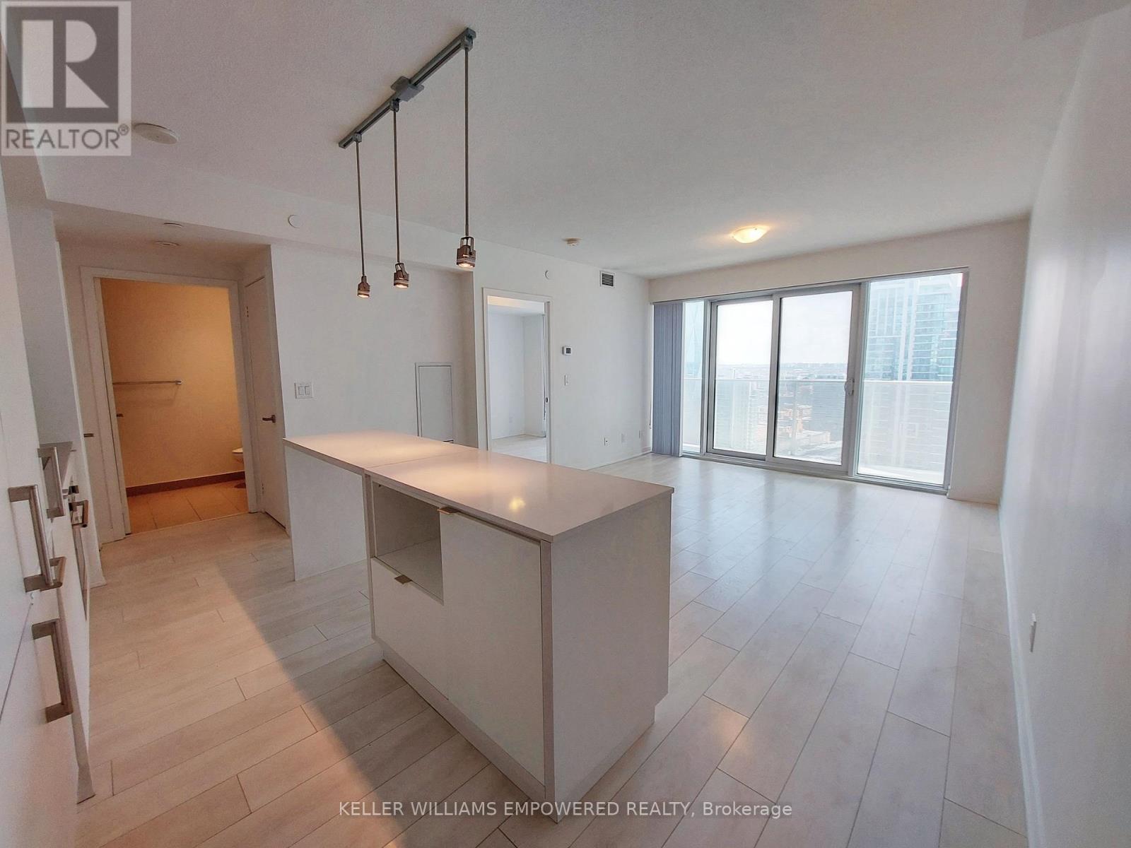 4406 - 100 Harbour Street, Toronto (Waterfront Communities), Ontario  M5J 0B5 - Photo 5 - C12480349