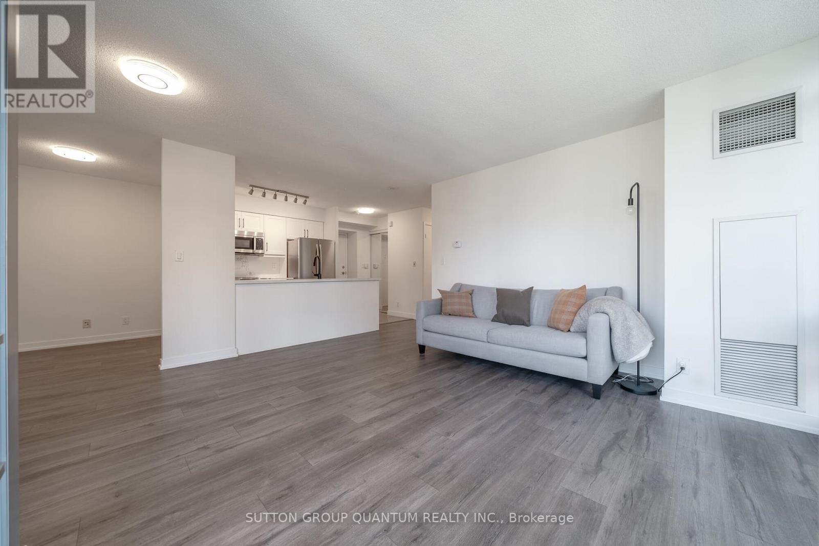 2908 - 81 Navy Wharf Court, Toronto (Waterfront Communities), Ontario  M5V 3S2 - Photo 7 - C12480405