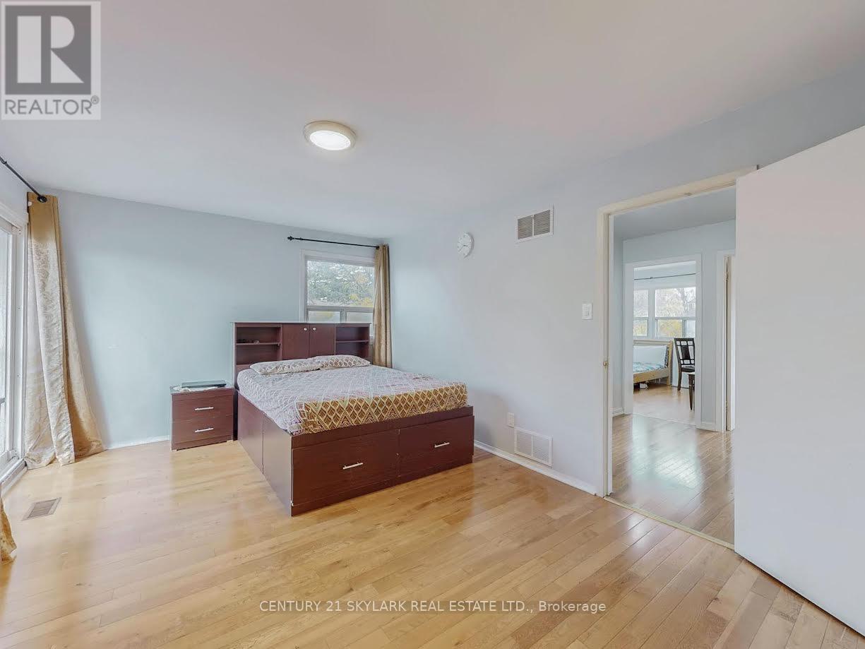 2 Dove Hawk Way, Toronto (Westminster-Branson), Ontario  M2R 3M2 - Photo 21 - C12480413