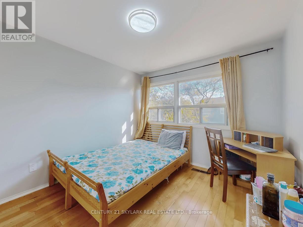 2 Dove Hawk Way, Toronto (Westminster-Branson), Ontario  M2R 3M2 - Photo 23 - C12480413