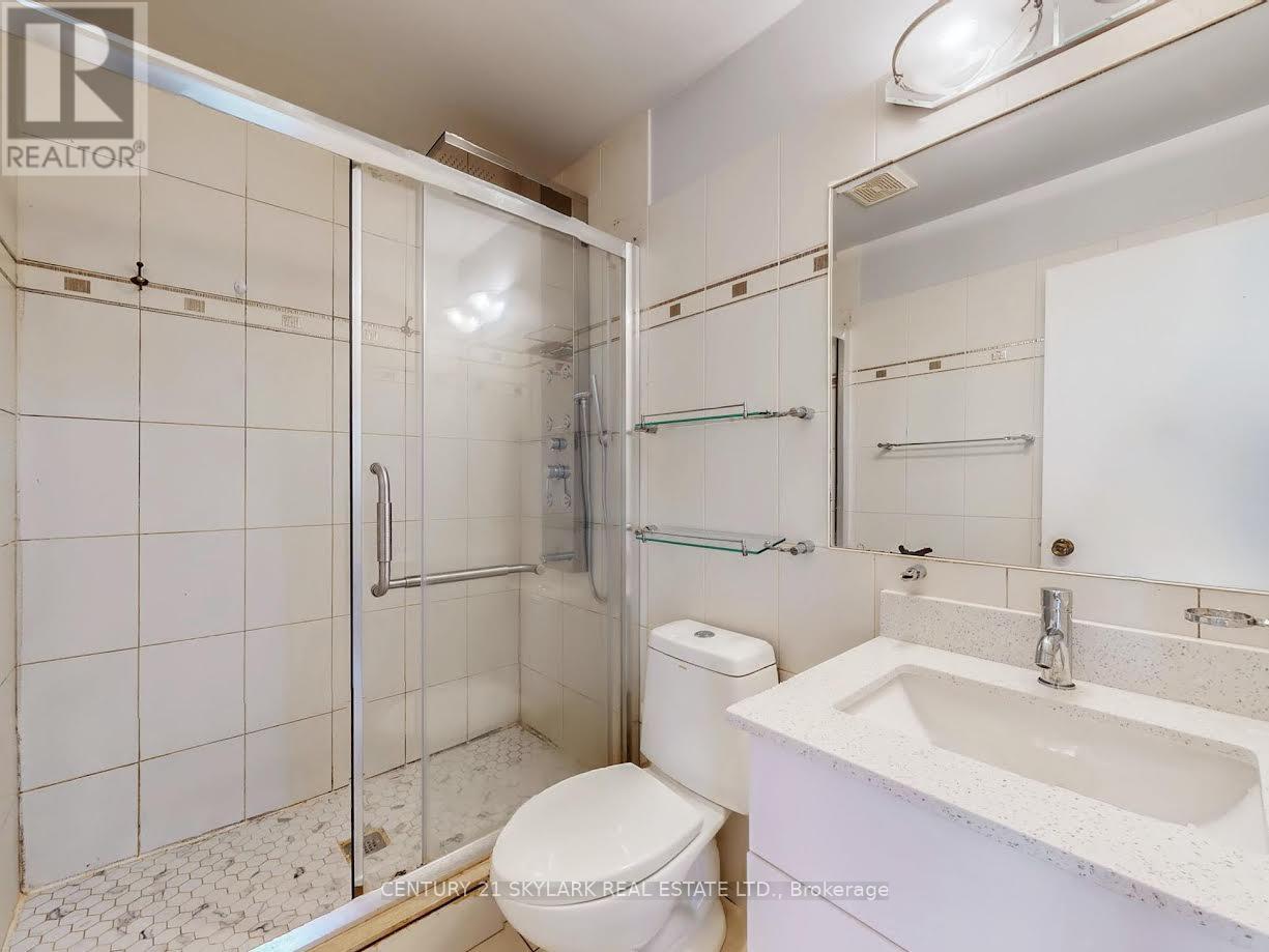 2 Dove Hawk Way, Toronto (Westminster-Branson), Ontario  M2R 3M2 - Photo 28 - C12480413