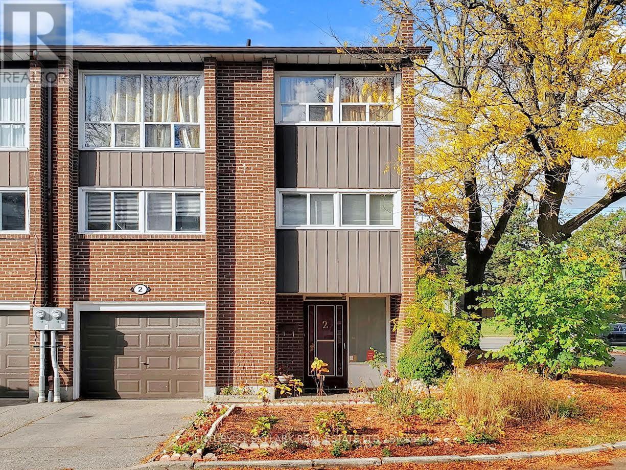 2 Dove Hawk Way, Toronto (Westminster-Branson), Ontario  M2R 3M2 - Photo 6 - C12480413