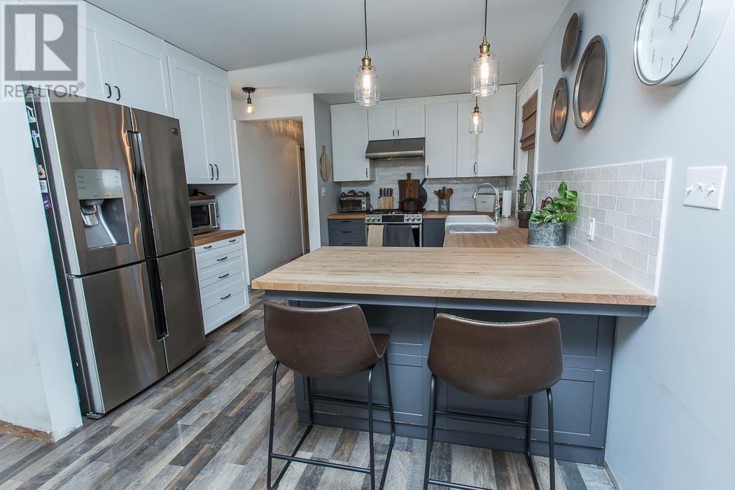 108 Mcqueen Rd, Sault Ste. Marie, Ontario  P6C 6E3 - Photo 12 - SM253073