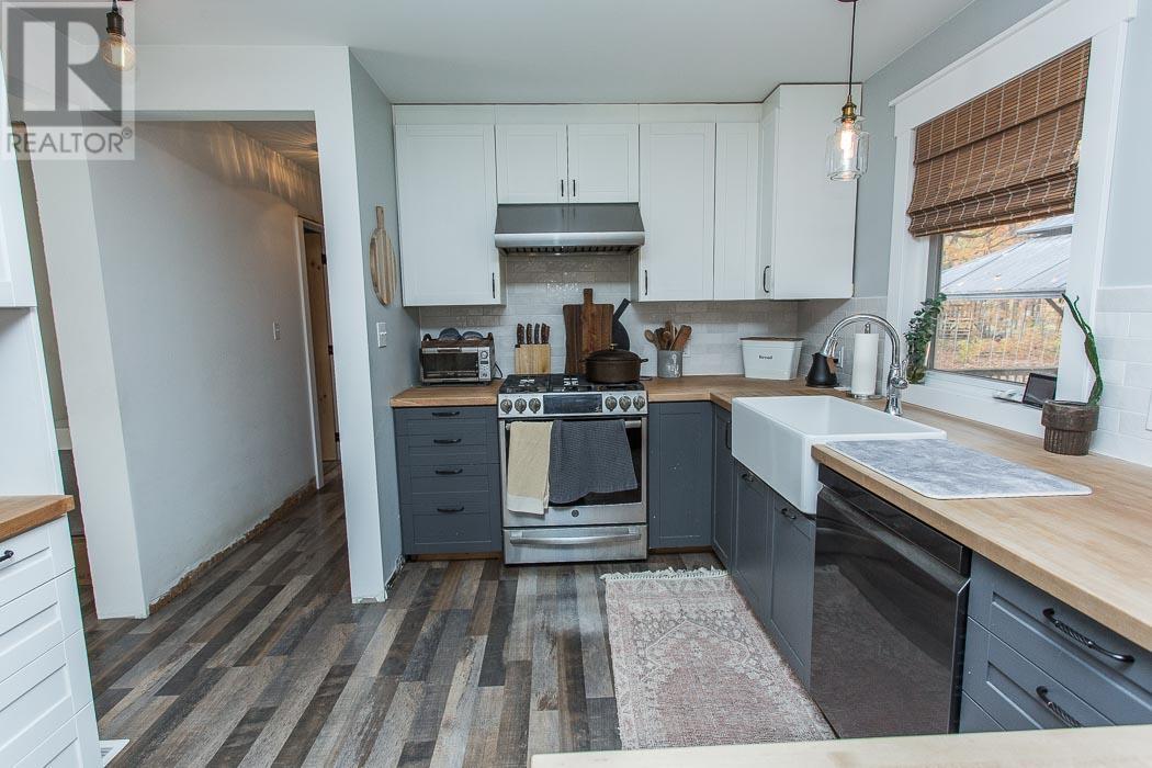 108 Mcqueen Rd, Sault Ste. Marie, Ontario  P6C 6E3 - Photo 13 - SM253073