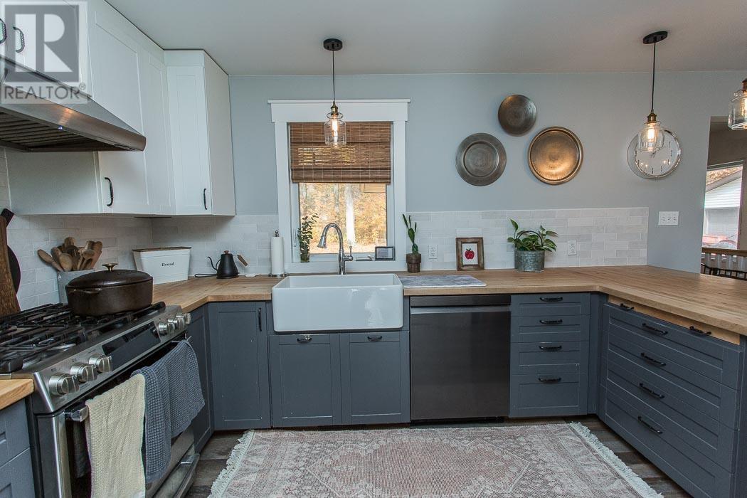 108 Mcqueen Rd, Sault Ste. Marie, Ontario  P6C 6E3 - Photo 14 - SM253073