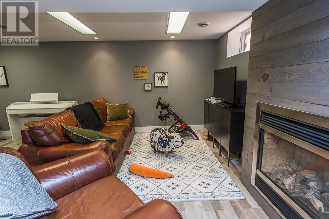 108 Mcqueen Rd, Sault Ste. Marie, Ontario  P6C 6E3 - Photo 23 - SM253073