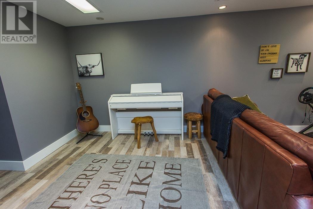 108 Mcqueen Rd, Sault Ste. Marie, Ontario  P6C 6E3 - Photo 25 - SM253073