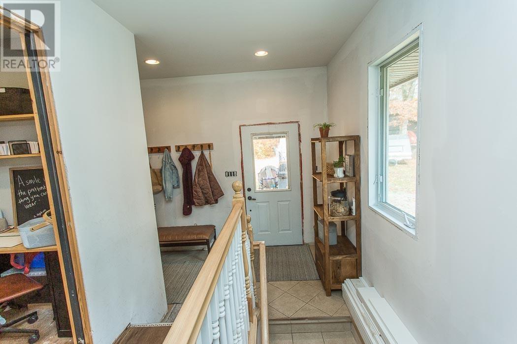 108 Mcqueen Rd, Sault Ste. Marie, Ontario  P6C 6E3 - Photo 5 - SM253073