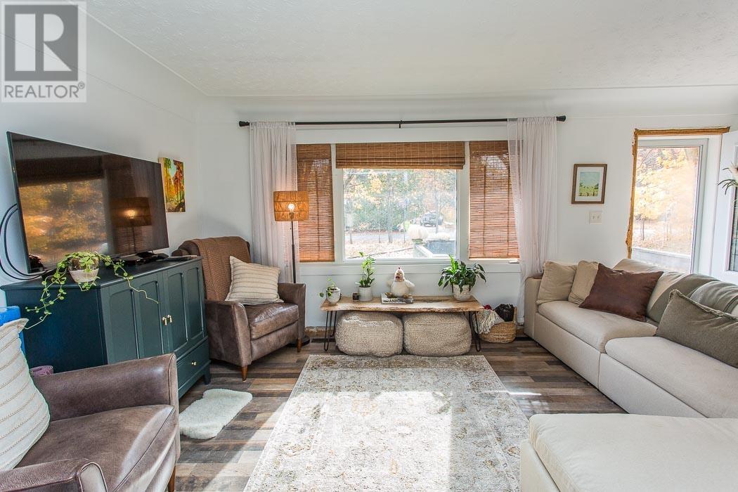 108 Mcqueen Rd, Sault Ste. Marie, Ontario  P6C 6E3 - Photo 8 - SM253073