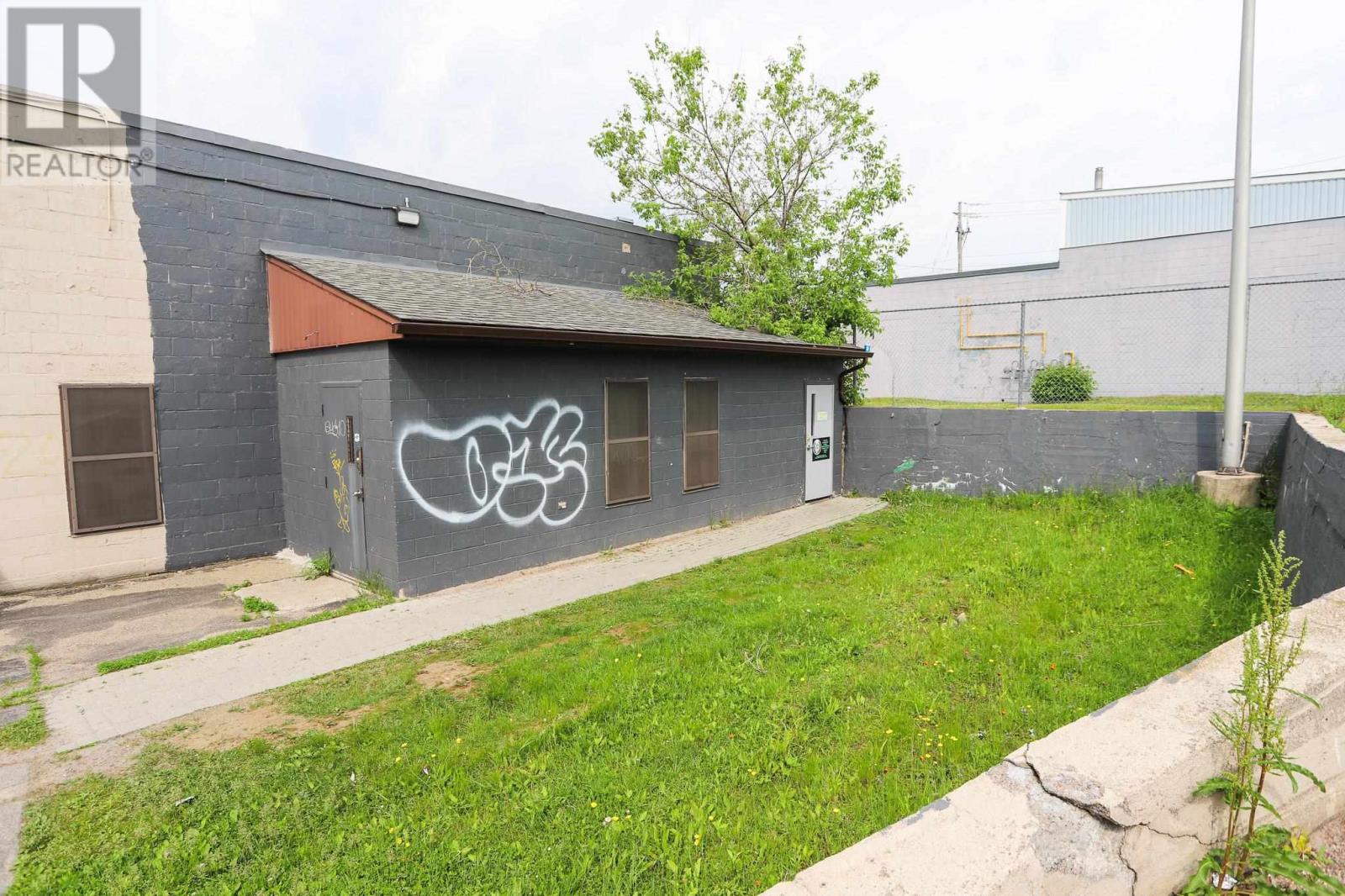 126 Queen St E # 5, Sault Ste. Marie, Ontario  P6A 1Y5 - Photo 3 - SM251746