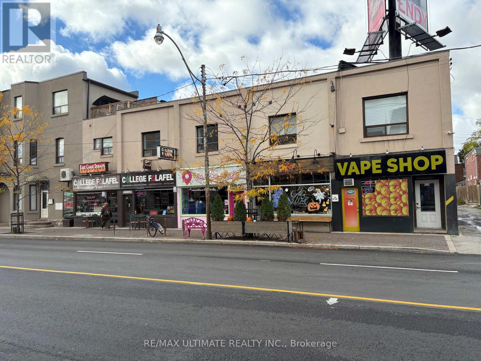 454 Ossington Avenue, Toronto (Palmerston-Little Italy), Ontario  M3H 1A2 - Photo 3 - C12480167