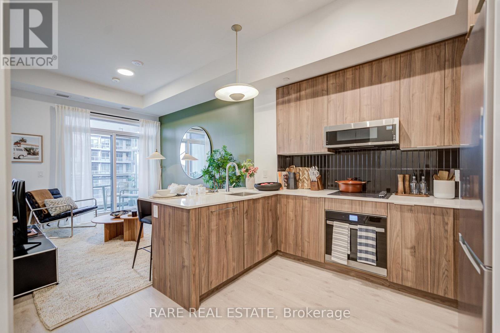 450 - 2501 Saw Whet Boulevard, Oakville (Ga Glen Abbey), Ontario  L6M 5N2 - Photo 6 - W12480141