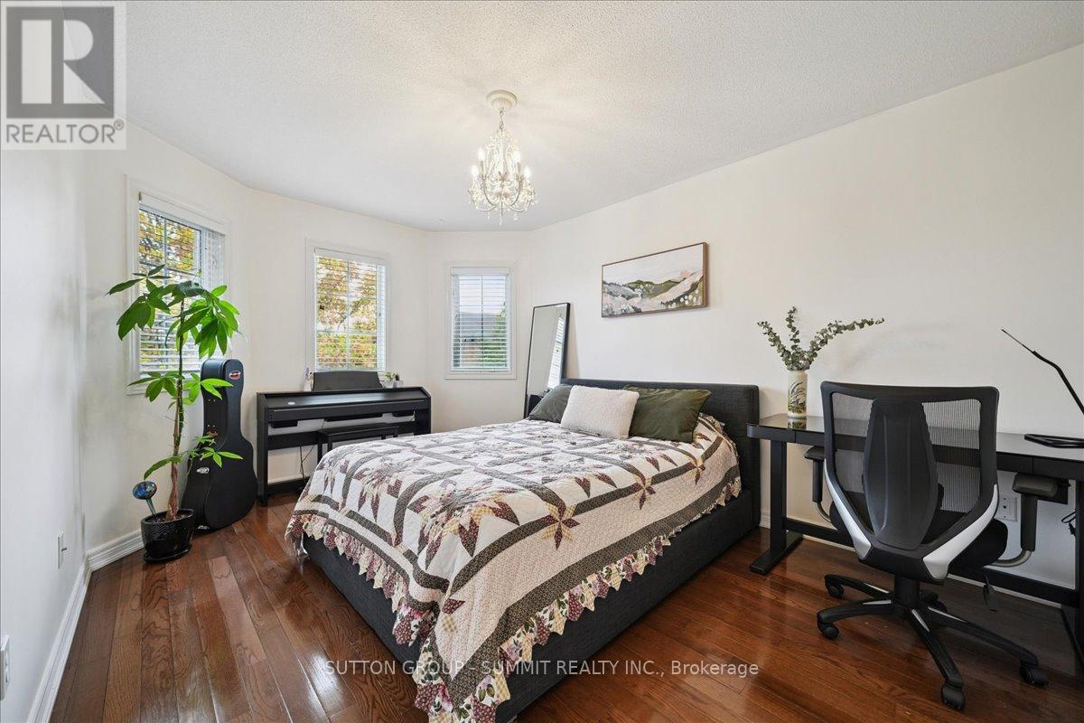 2237 Adirondak Trail, Oakville (Wm Westmount), Ontario  L6M 4W4 - Photo 27 - W12480213