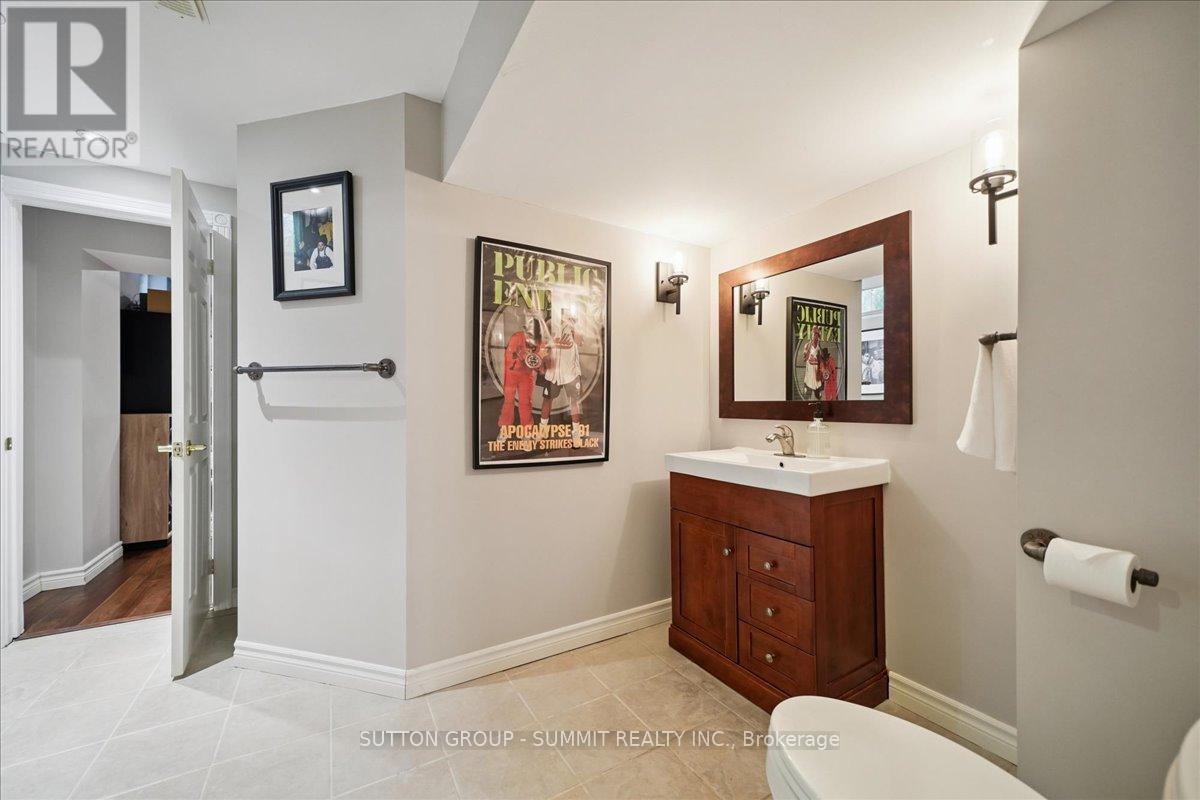 2237 Adirondak Trail, Oakville (Wm Westmount), Ontario  L6M 4W4 - Photo 35 - W12480213