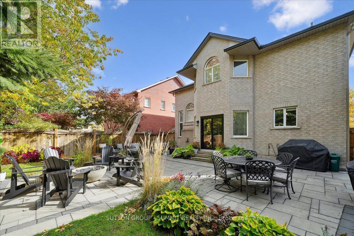 2237 Adirondak Trail, Oakville (Wm Westmount), Ontario  L6M 4W4 - Photo 37 - W12480213