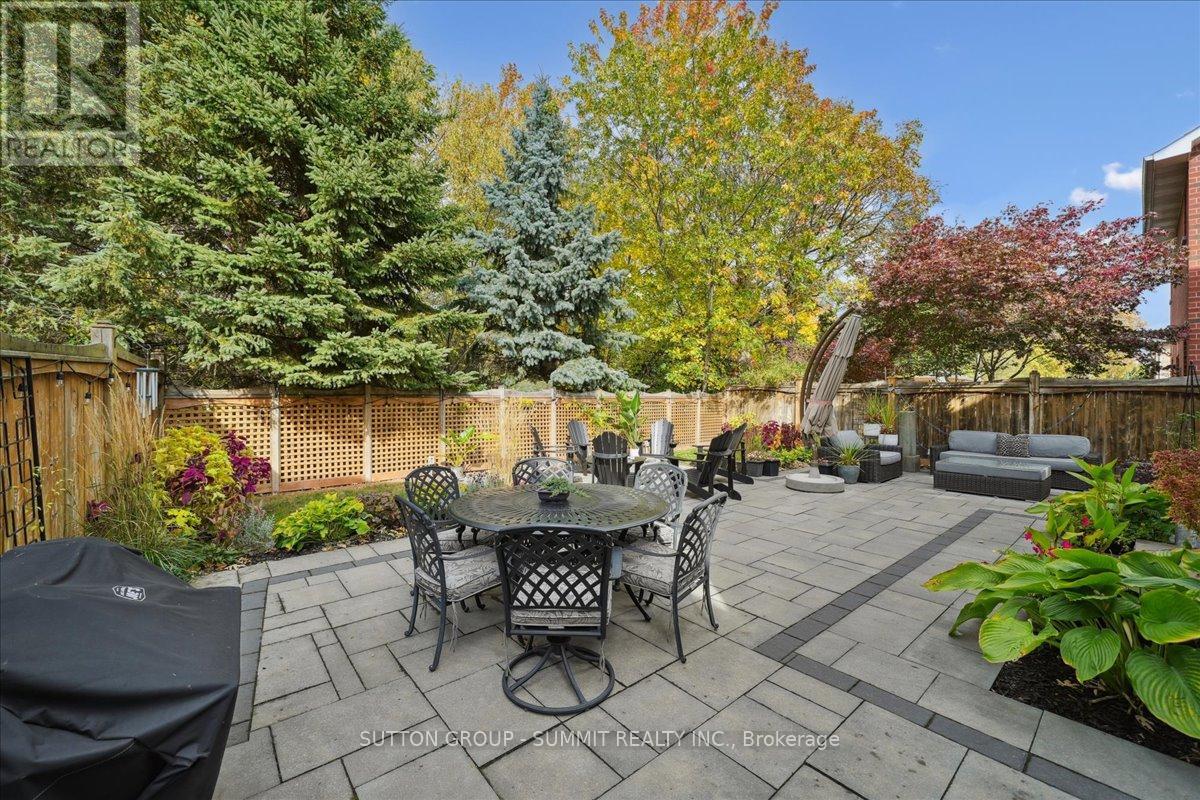 2237 Adirondak Trail, Oakville (Wm Westmount), Ontario  L6M 4W4 - Photo 36 - W12480213