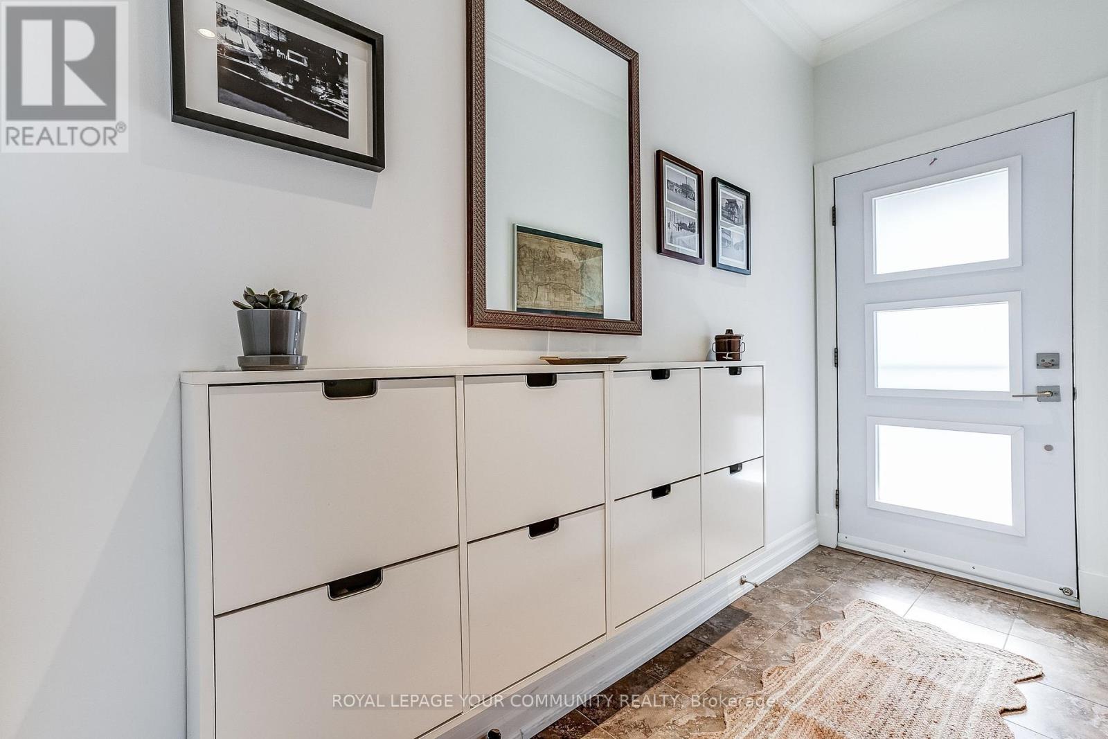 13 Howland Road, Toronto (North Riverdale), Ontario  M4K 2Z4 - Photo 4 - E12480268