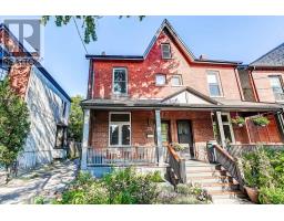 13 HOWLAND ROAD, Toronto, Ontario