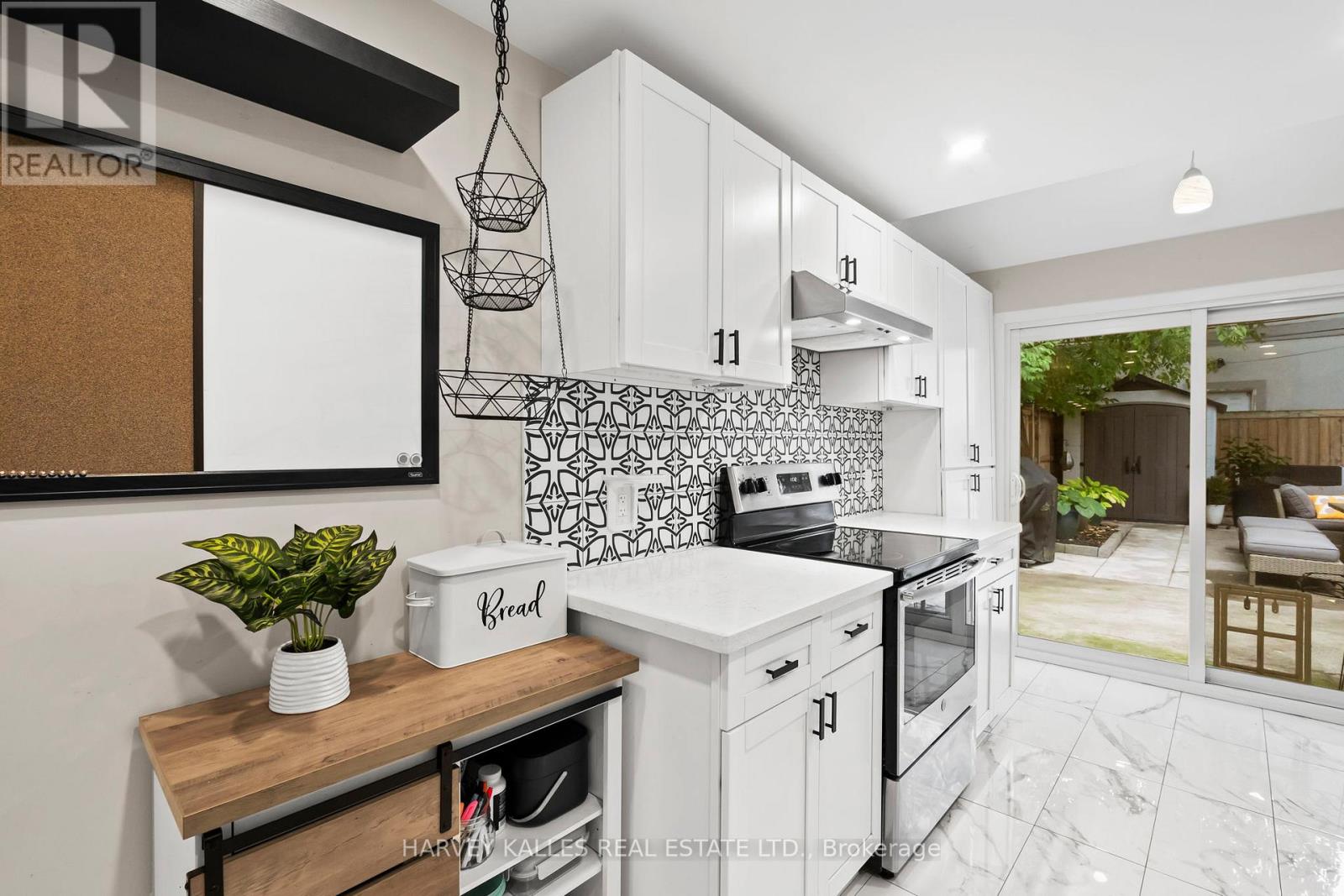 1254 Woodbine Avenue, Toronto (East York), Ontario  M4C 4E6 - Photo 11 - E12480287