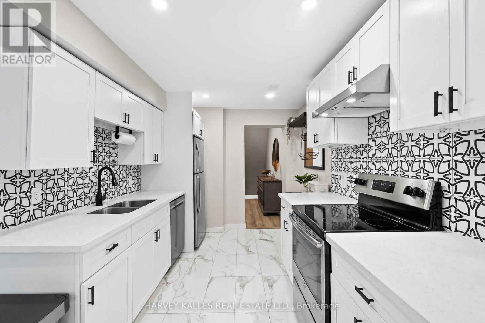 1254 Woodbine Avenue, Toronto (East York), Ontario  M4C 4E6 - Photo 12 - E12480287