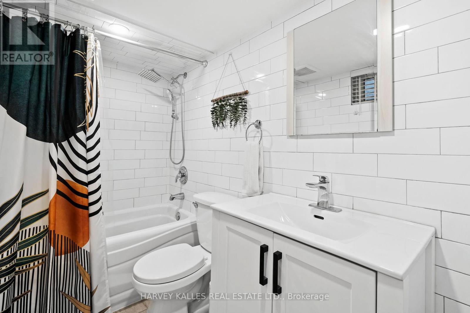 1254 Woodbine Avenue, Toronto (East York), Ontario  M4C 4E6 - Photo 29 - E12480287
