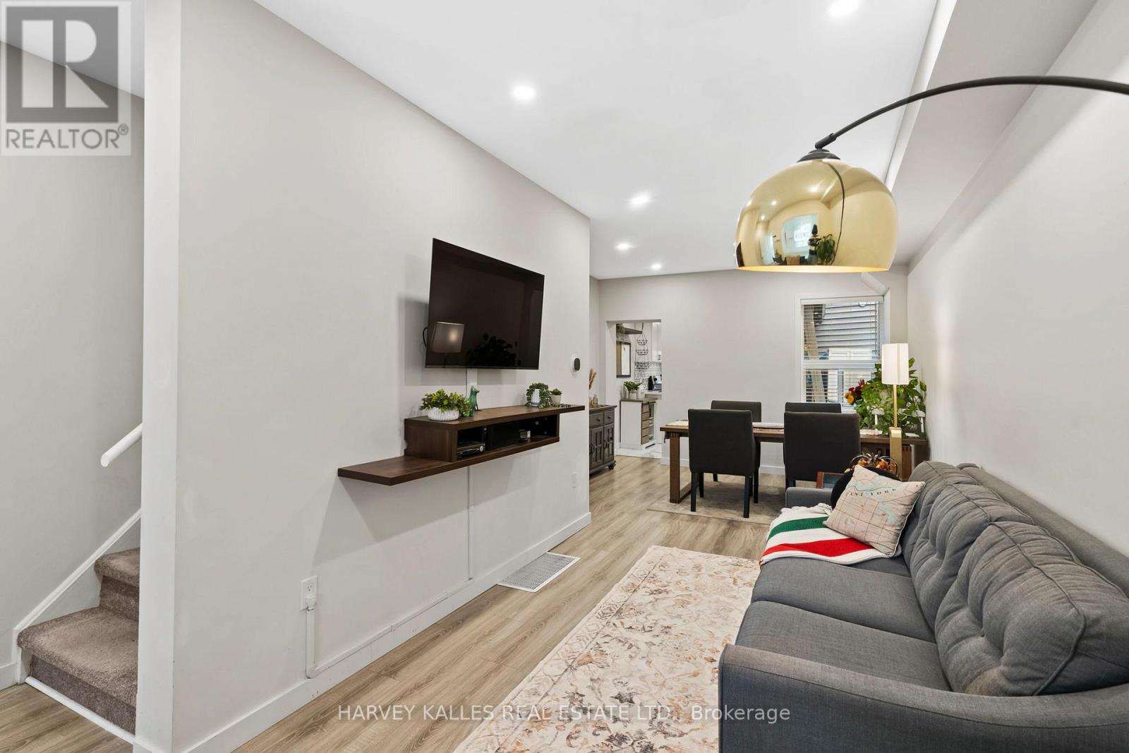 1254 Woodbine Avenue, Toronto (East York), Ontario  M4C 4E6 - Photo 6 - E12480287