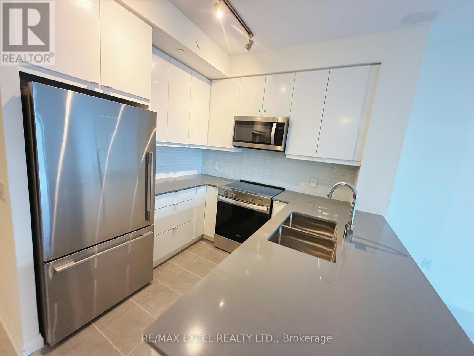 2528 - 3270 Sheppard Avenue E, Toronto (Tam O'shanter-Sullivan), Ontario  M1T 3K3 - Photo 2 - E12480302