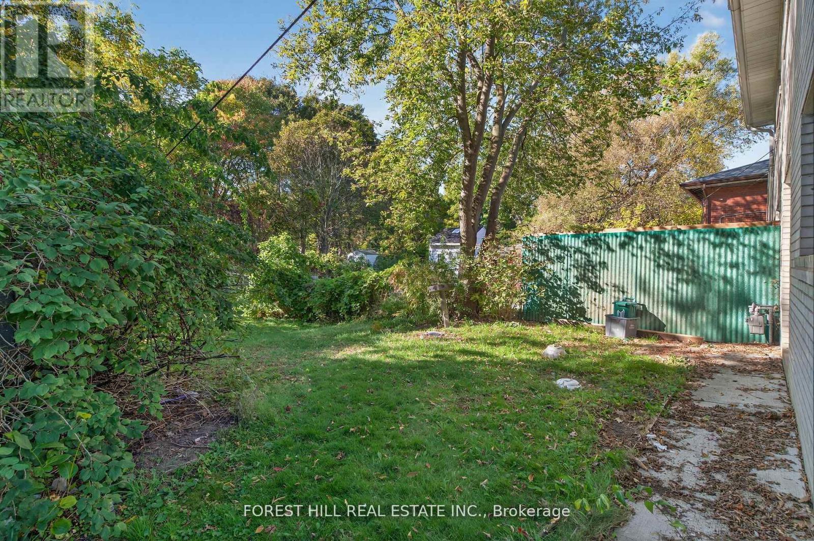 65 Darlingside Drive, Toronto (West Hill), Ontario  M1E 3P2 - Photo 4 - E12480325