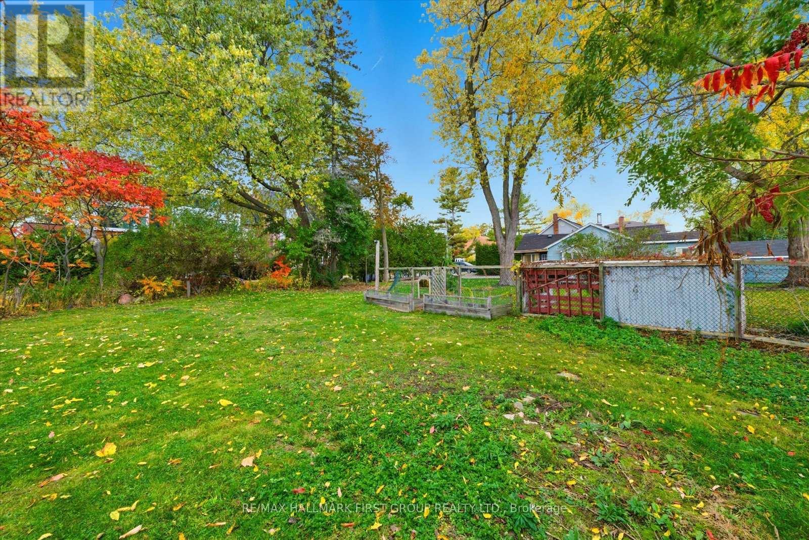 313 Dyson Road, Pickering (Rosebank), Ontario  L1W 2N1 - Photo 14 - E12480356