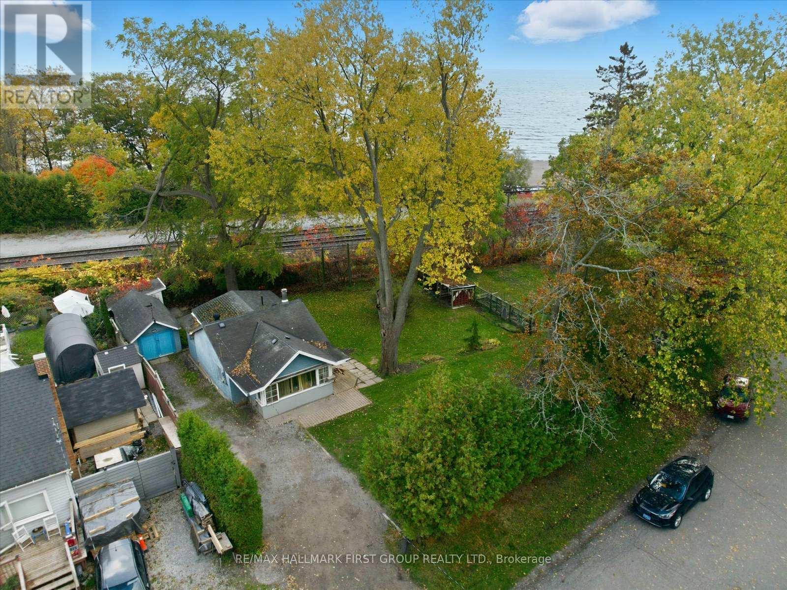 313 Dyson Road, Pickering (Rosebank), Ontario  L1W 2N1 - Photo 18 - E12480356